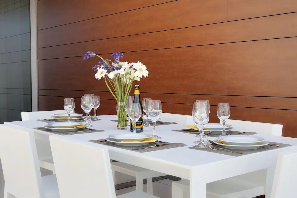Vivo Mare Beachfront Villas - Vista