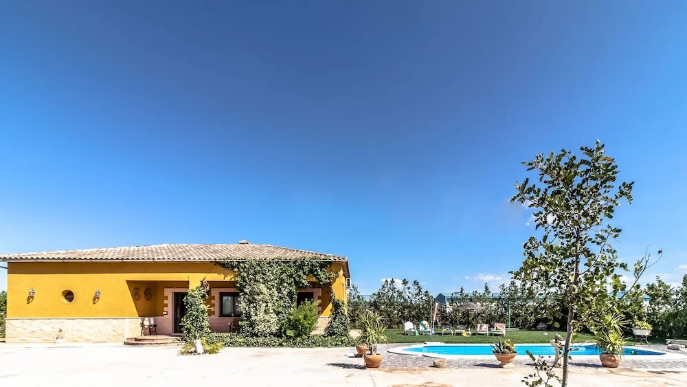 Casa Rural Villa Lucrecia