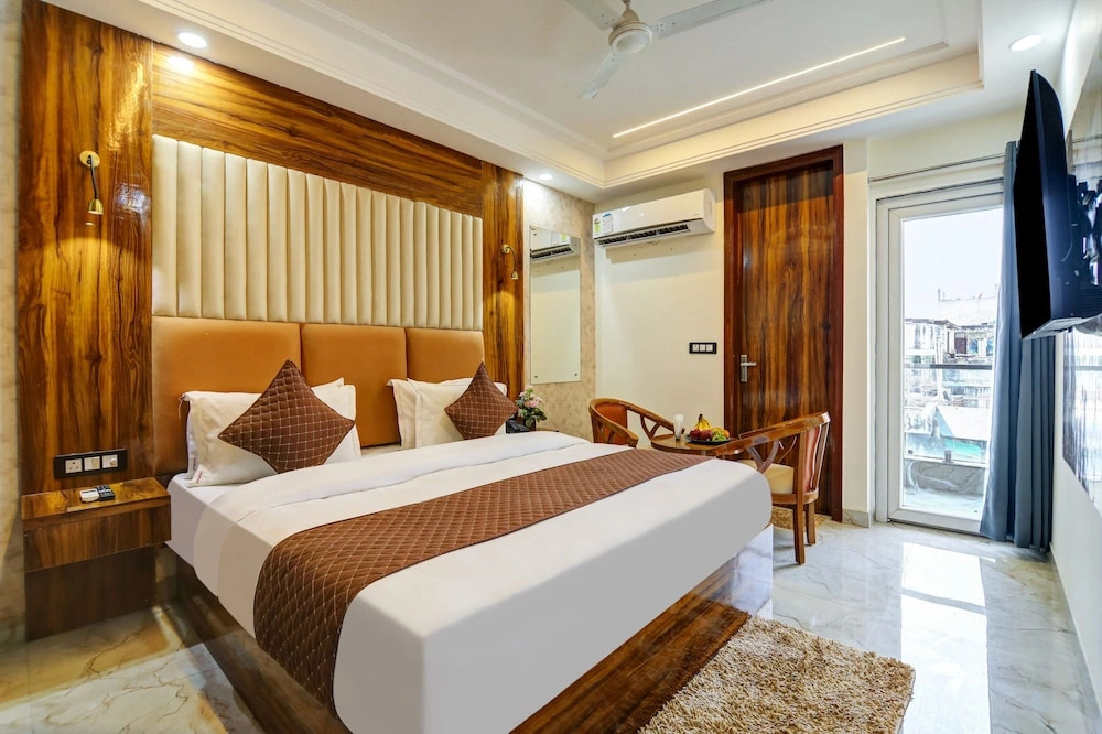 Hotel Euronite Suites Near Delhi IGI Airport