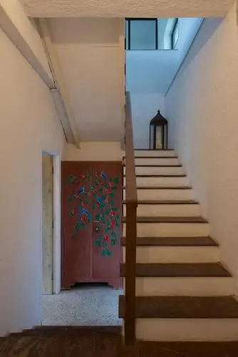 Bungalow 89 by StayVista - A hill-view villa adorned with eclectic interiors for a truly unique & captivating stay