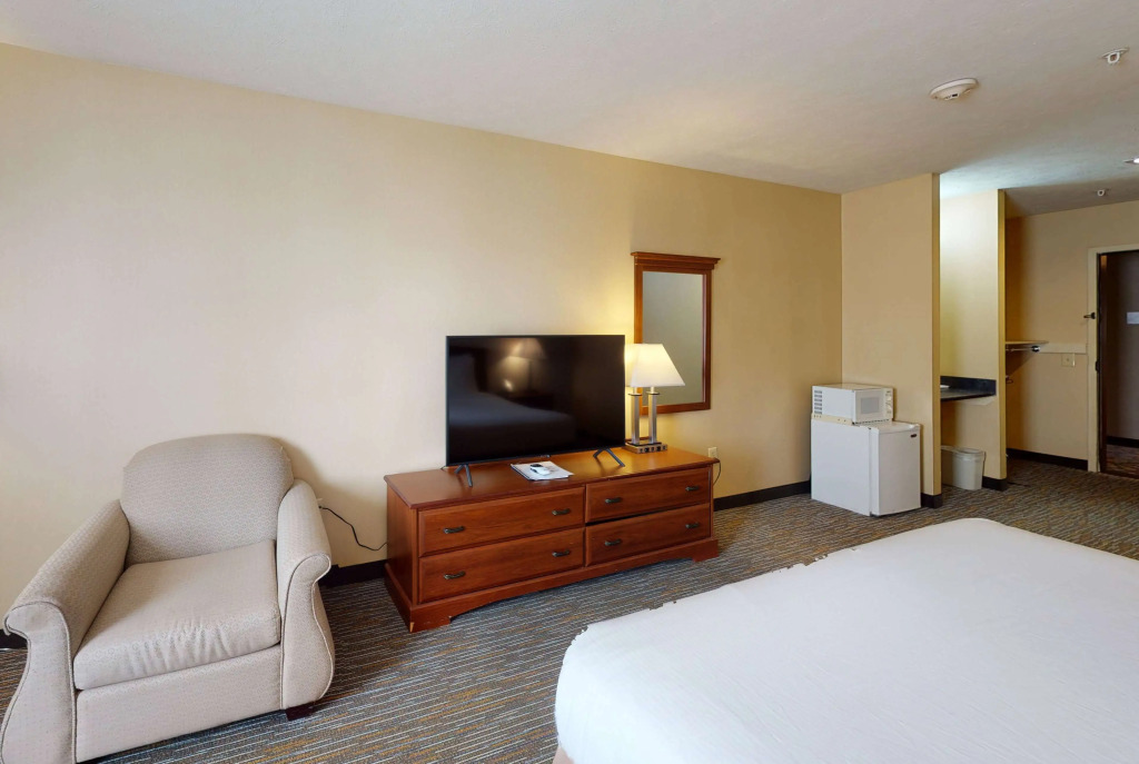 Ramada by Wyndham Strasburg - Shenandoah Valley