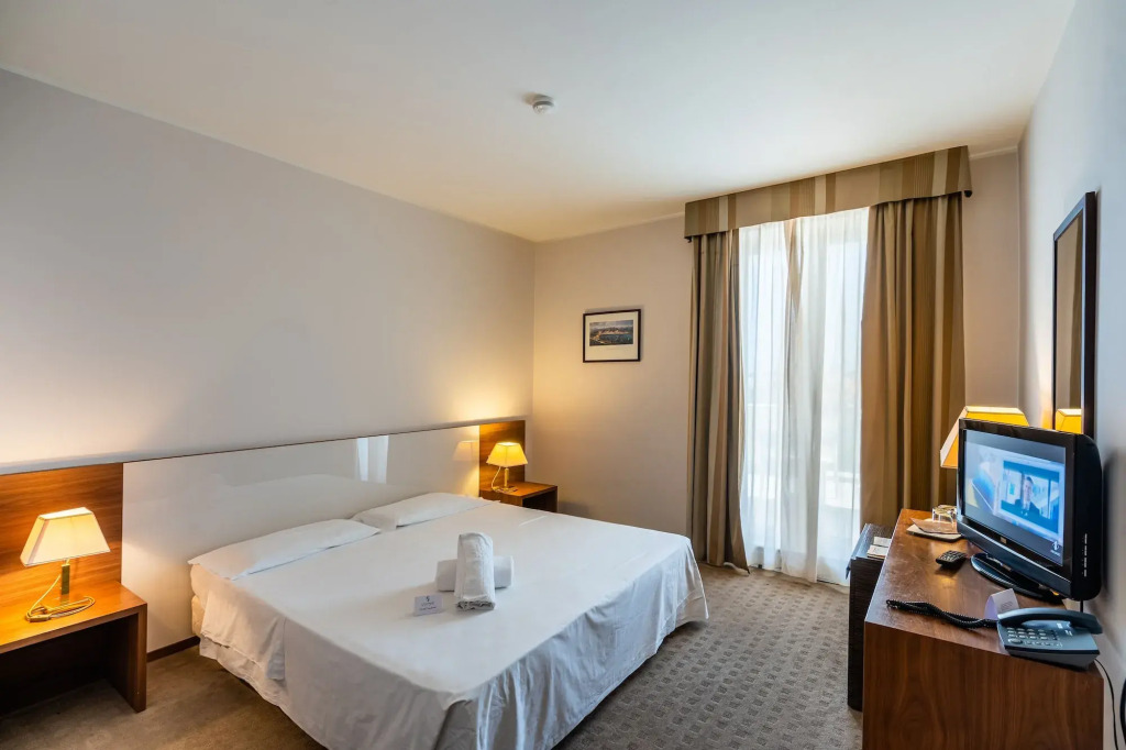 Capo Peloro Hotel