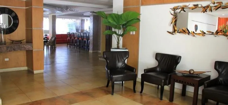 Rim Mountain Hotel