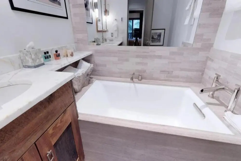 2 Bedroom