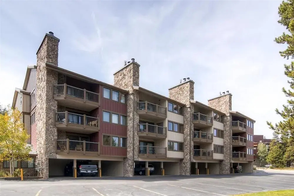 Park Place Condominiums by Ski Country Resorts