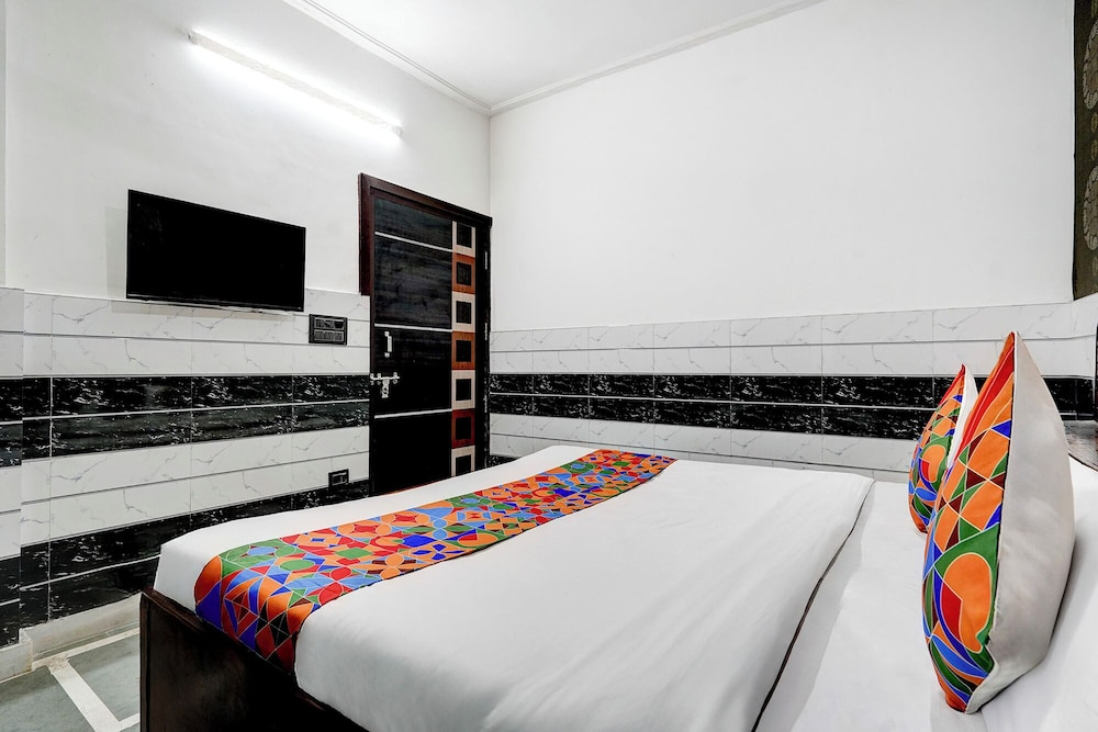 Fabhotel Happy Stay I