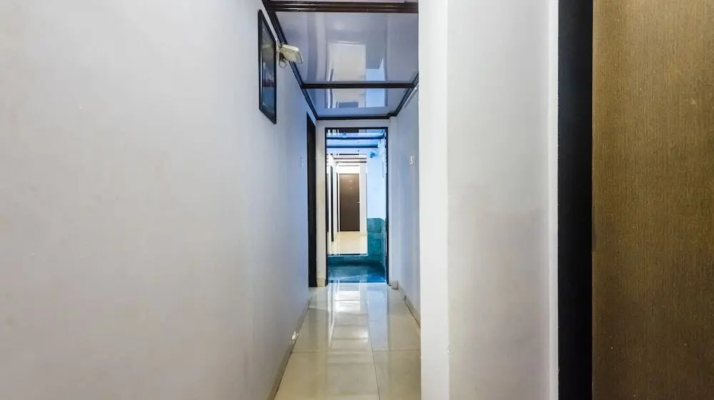 7 Flags International by OYO Rooms