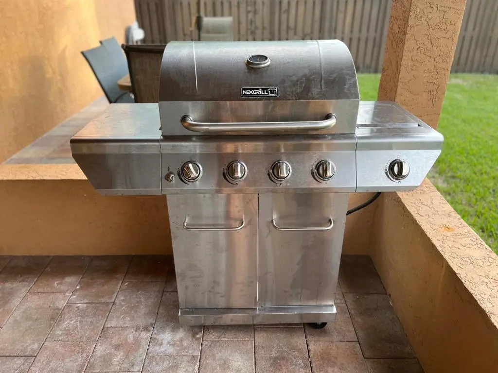 Stunning 3-bed House in Hollywood With hot tub