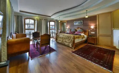 Kashmir Mahal Resorts by Stay Pattern