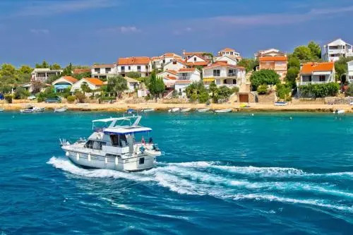 Apartment in Ždrelac with sea view loggia air conditioning Wi Fi