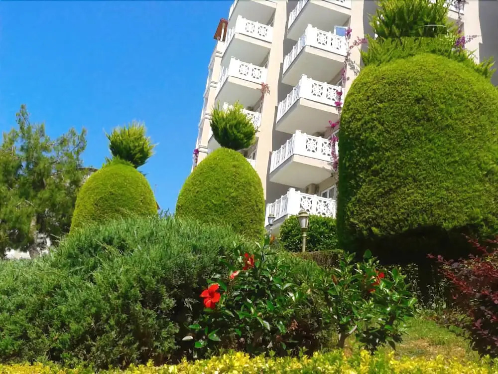 Club Sunny World (ex Orient Hill Hotel)