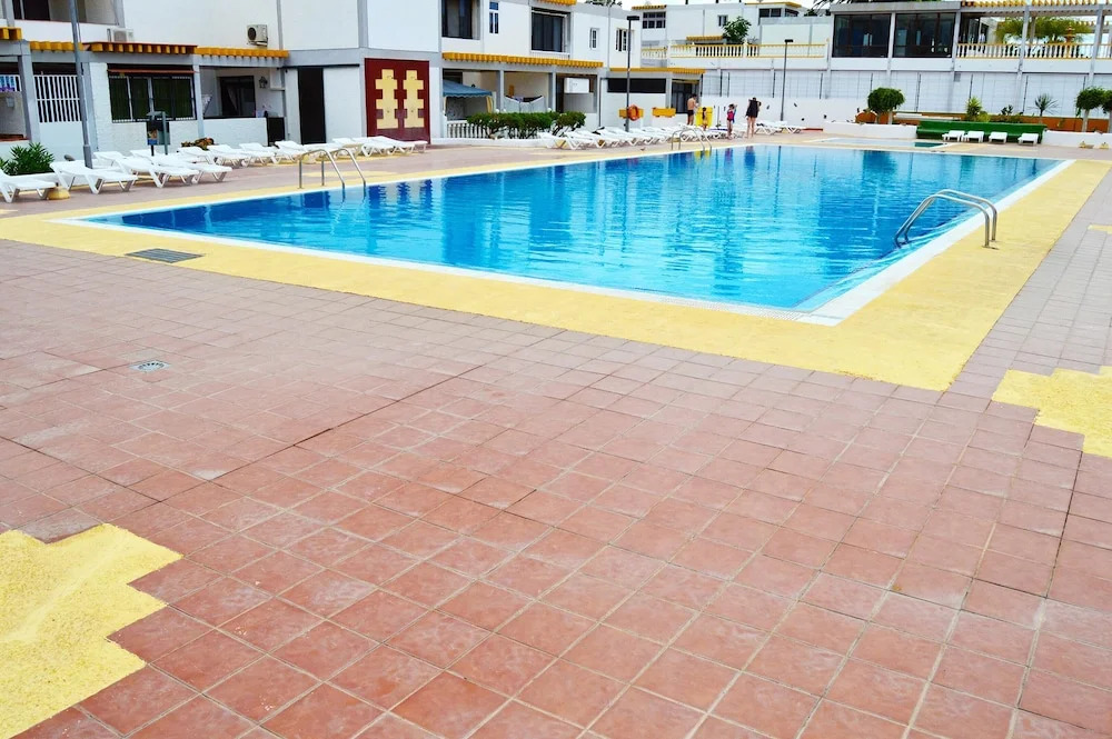 Studio in Santa Cruz de Tenerife, With Pool Access and Furnished Garde