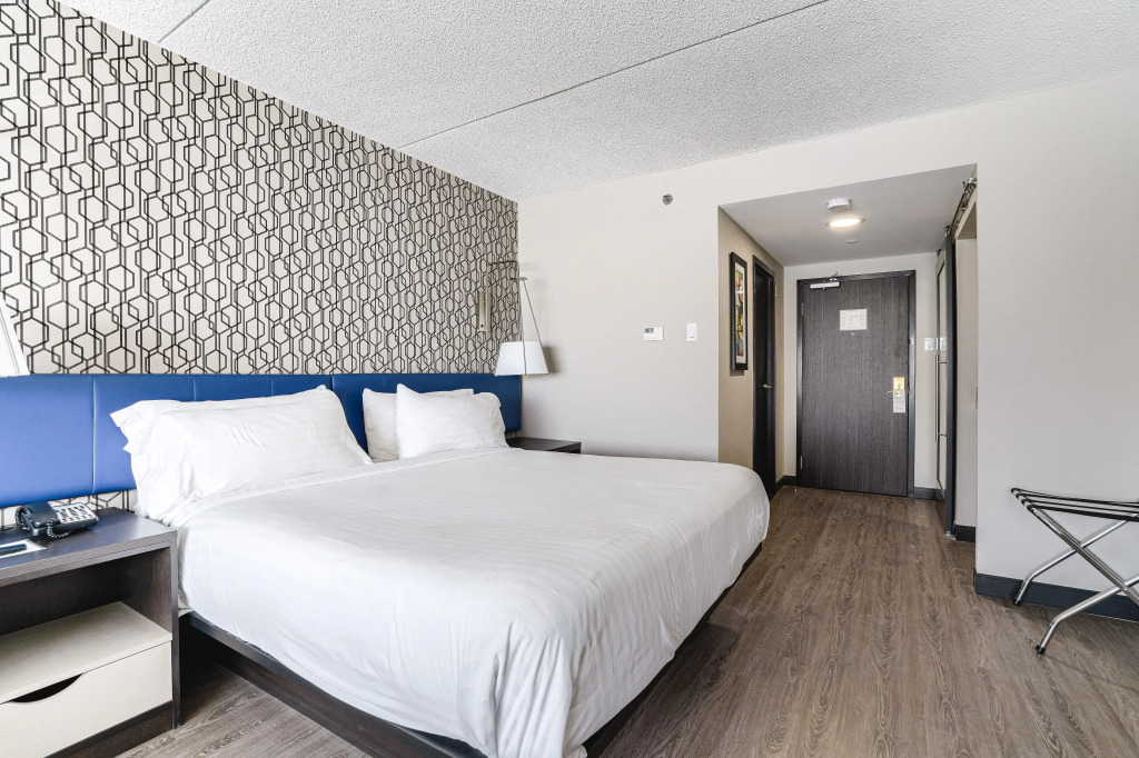 GLō Best Western Mississauga Corporate Centre