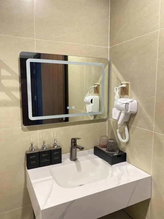 Infinity Hotel