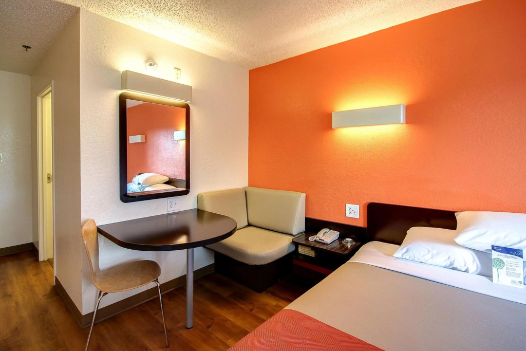 Motel 6 King Of Prussia PA
