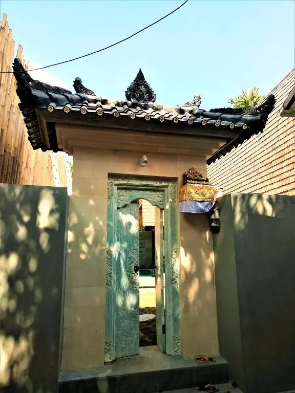 Villa Made East