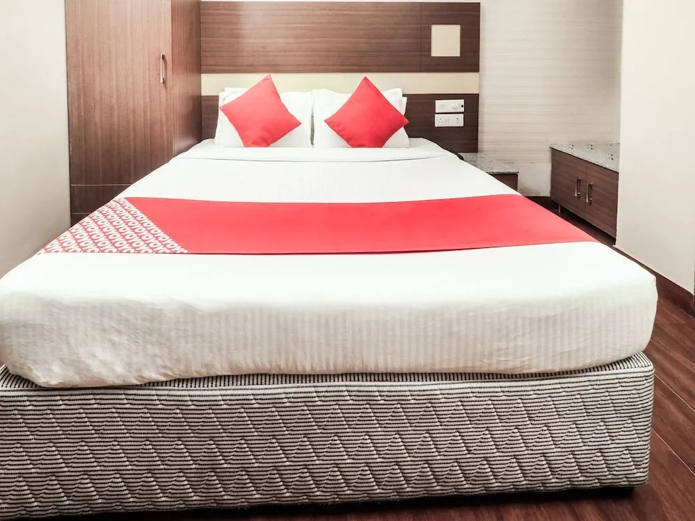 OYO 23254 Hotel Aqua