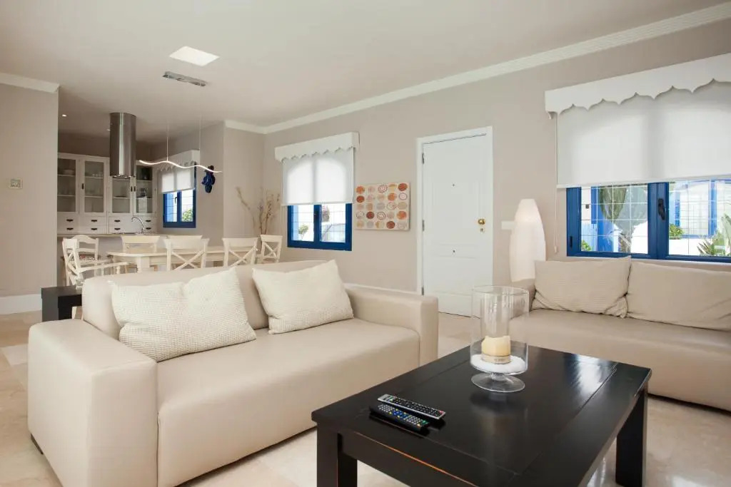 Villa 82