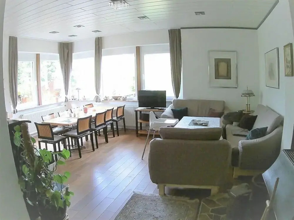 Salmagundi Comfortable Holiday Residence