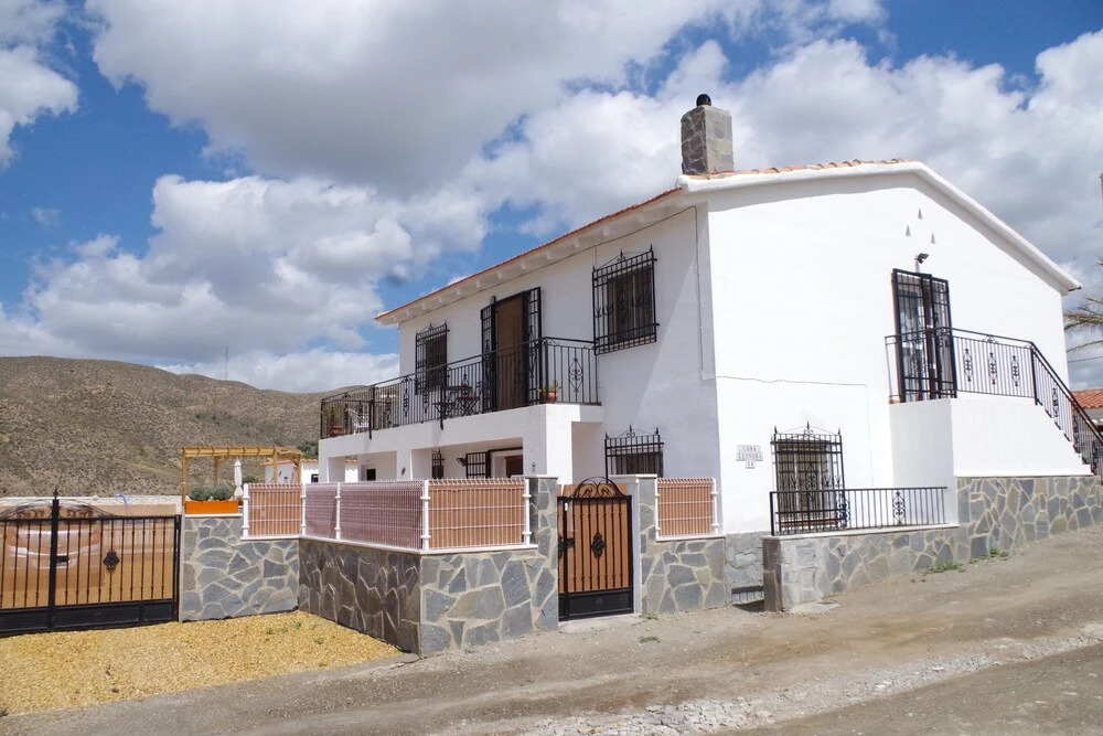 Casa Leonora