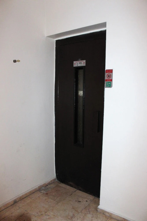 White Crown Apartman ve Yaşam Merkezi