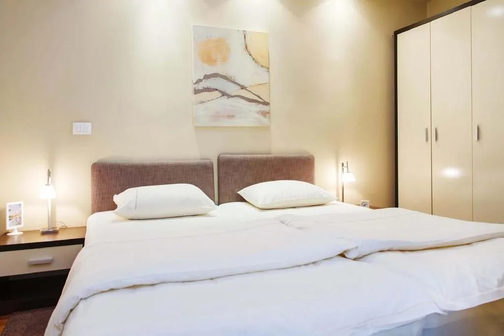 One Bedroom Apartment Little Bay