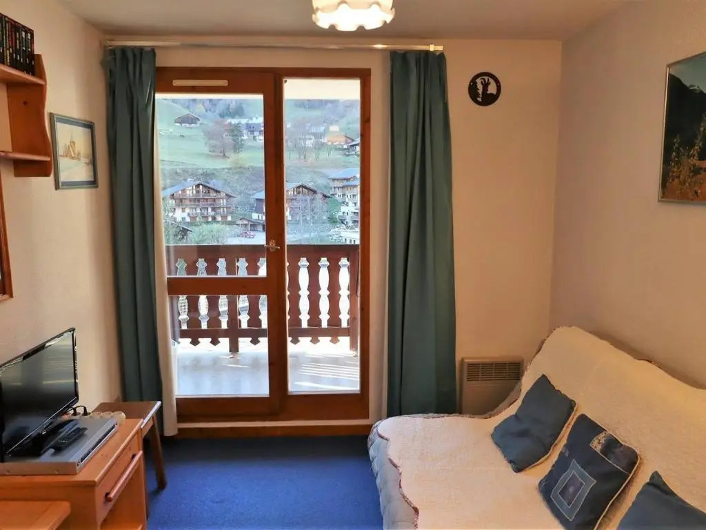Appartement cosy 2-4 pers, cœur de village, proche pistes, piscine lété - FR-1-342-207