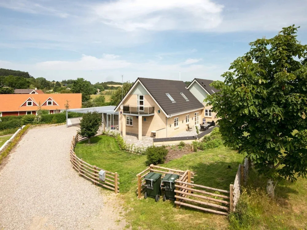 Cosy Holiday Home in Ebeltoft With Beach Nearby