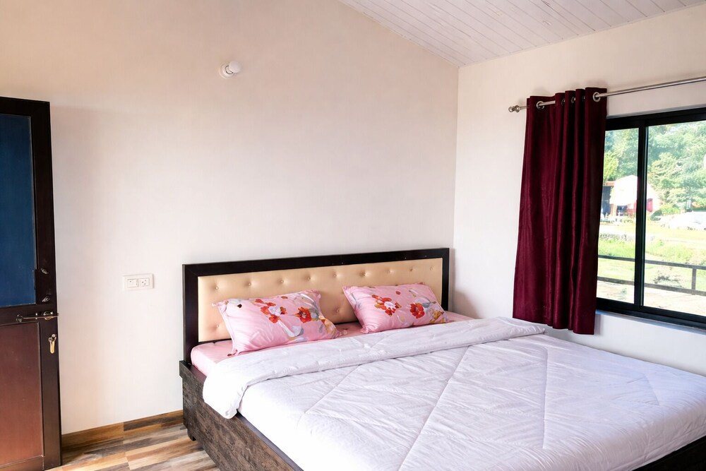 Hotel Rudraksh & Restaurant Nainital