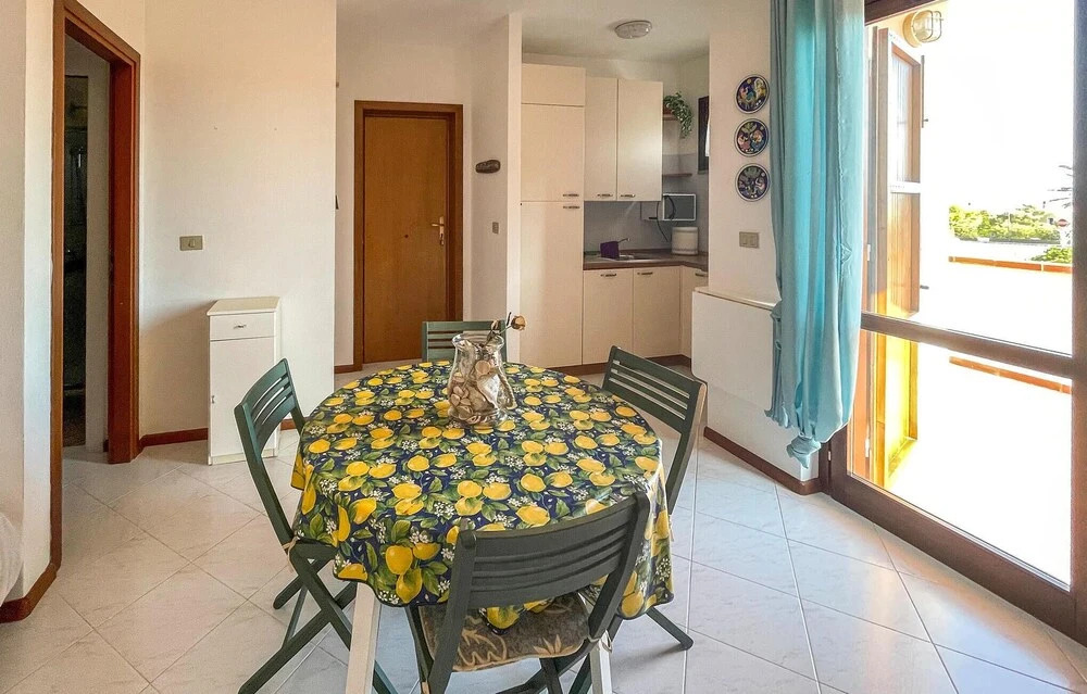Beautiful Apartment in Stintino With 2 Bedrooms