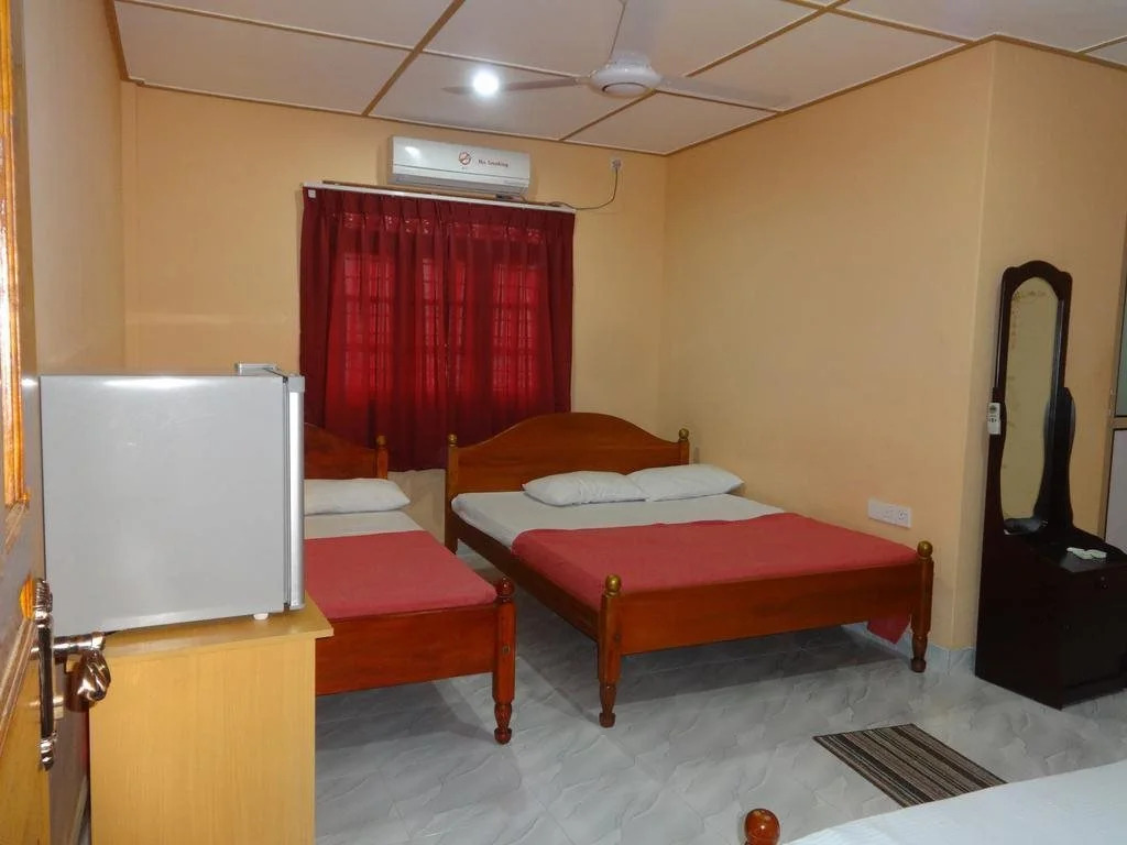 Motel Apple Five