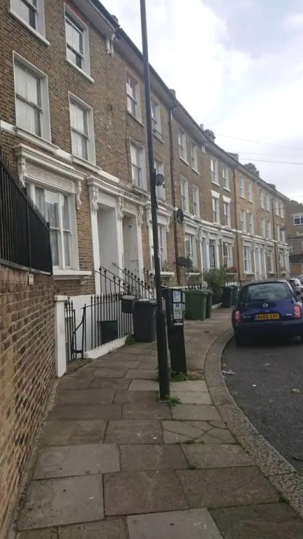 Victorian Garden Apartment in Brixton