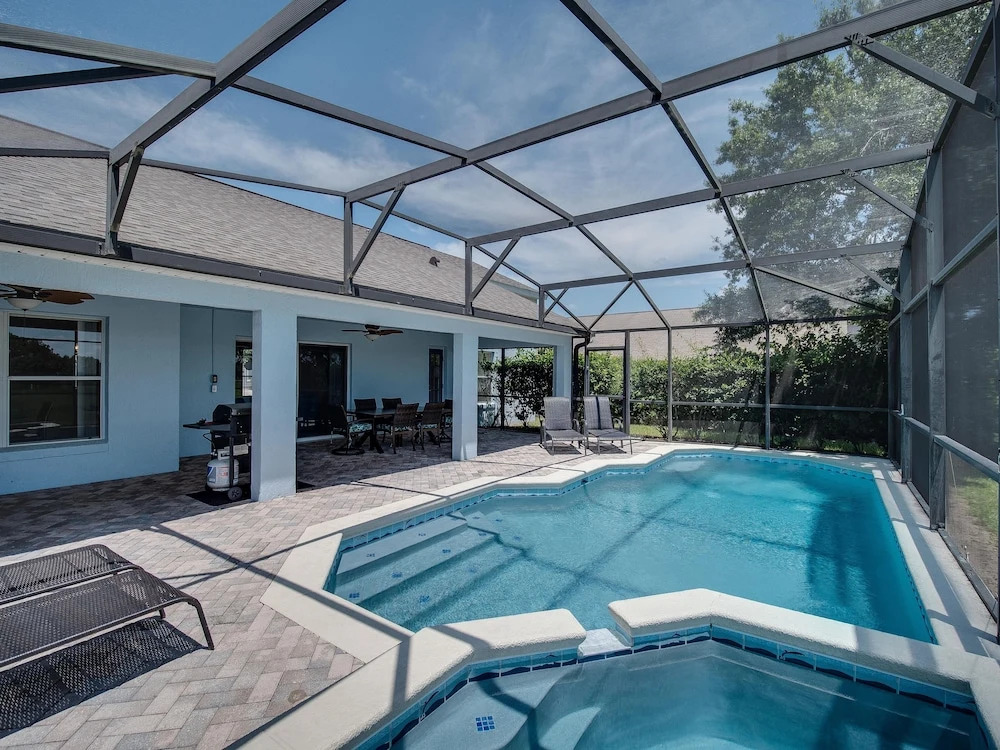 Sapphire Sky Villa 4 Bedrooms