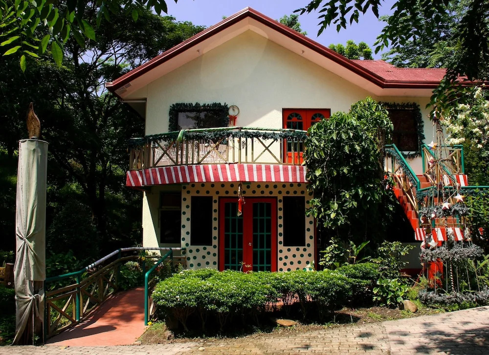 Paradise Ranch Eco Tourism Park
