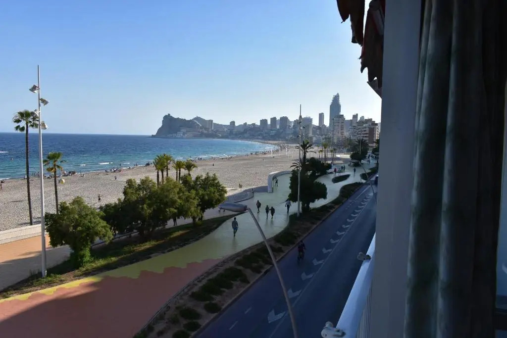 Preciso Apartamento En Primera Linia