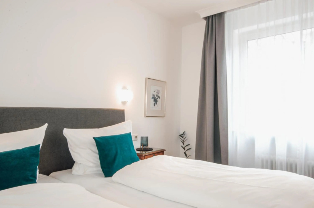 Hotel Altmünchen by Blattl