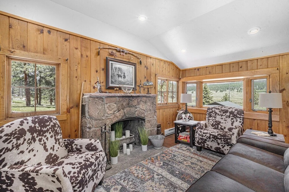 Niwot Cabin - Stay In Rocky Mountain National Park - Estes Park - New Listing - 22-zone3298 2 Bedroom Cabin by RedAwning