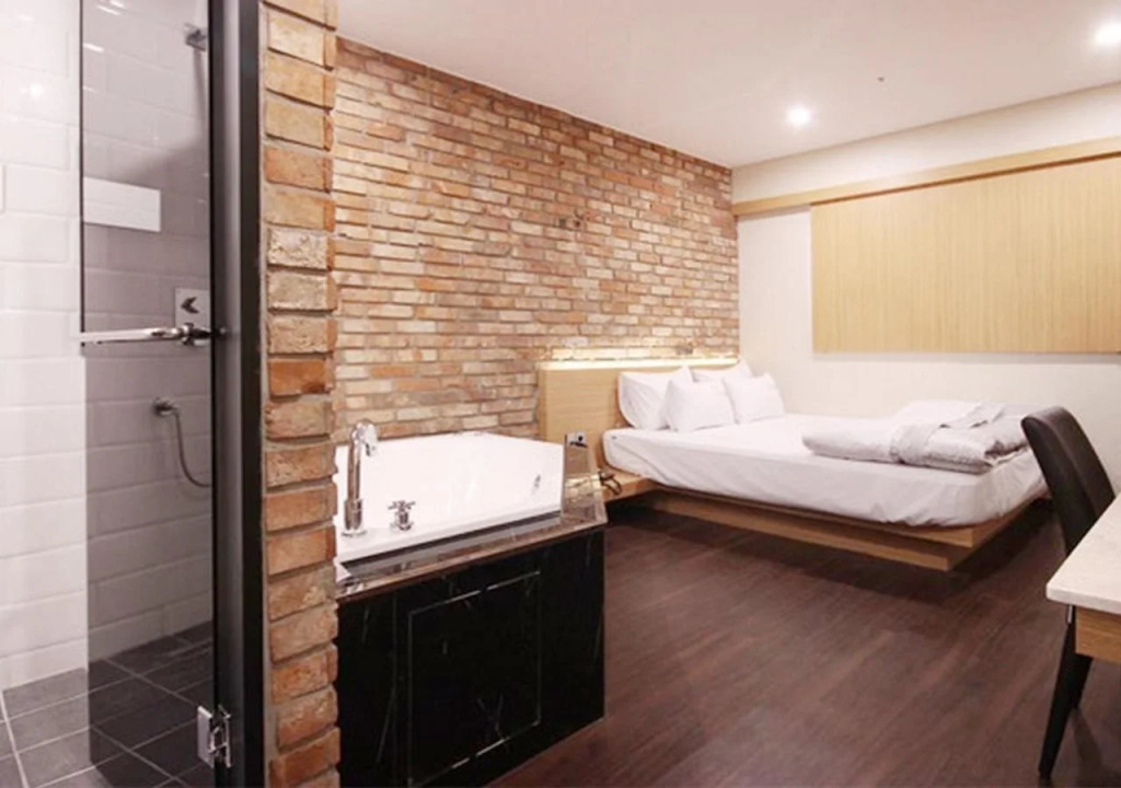 Nampo Comma Hotel