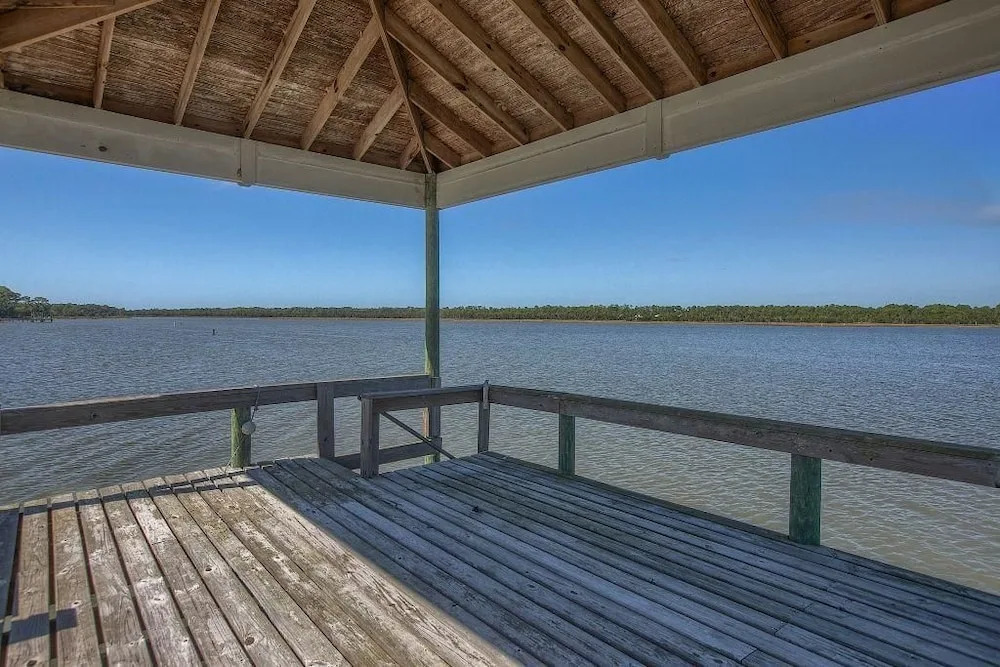 Camp Palms Indian Pass 2 Bedroom Apartment