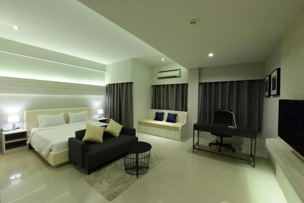 Trendy Hotel