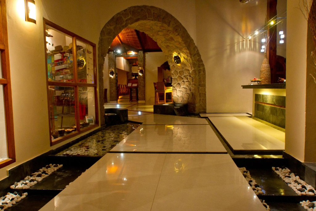 Coco de Mer Hotel and Black Parrot Suites