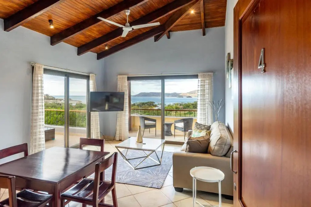 Modern, Immaculate Unit in Flamingo with Spectacular Ocean Views