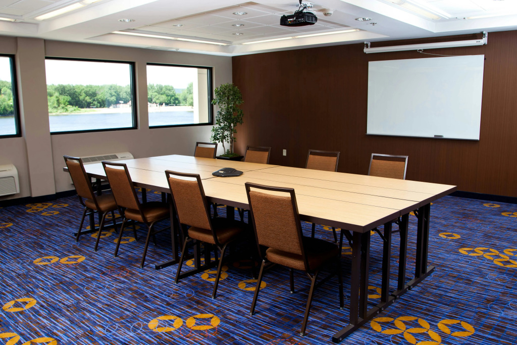 Courtyard by Marriott La Crosse