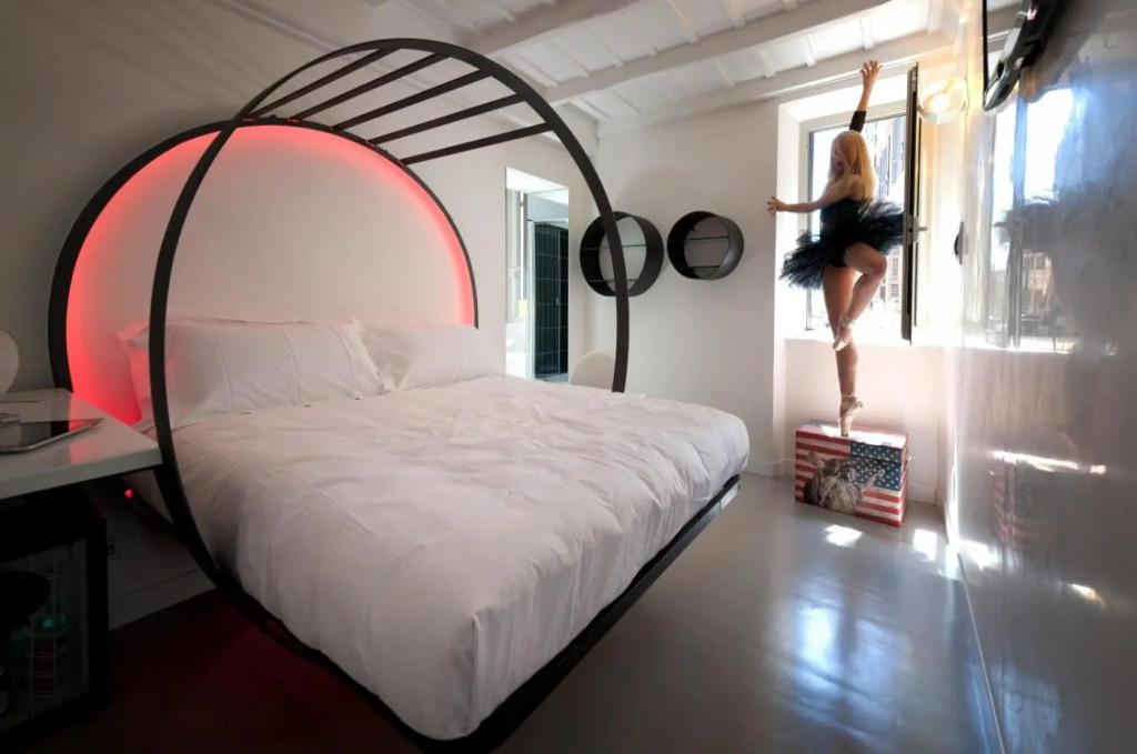 iRooms - Spanish Steps