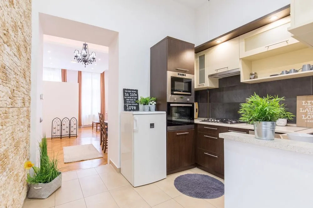 Real Apartments Magyar