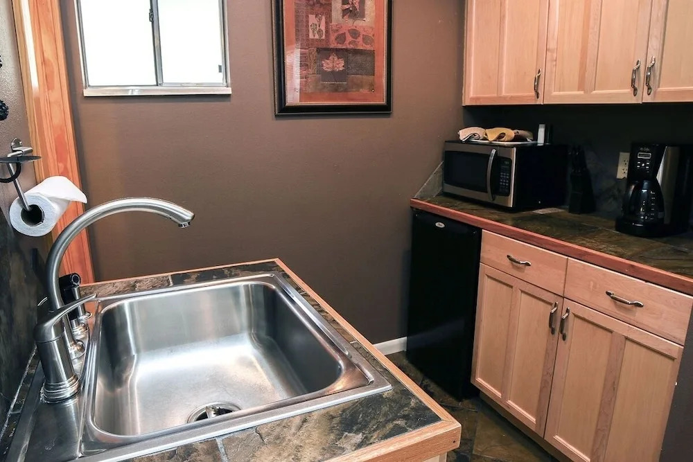 Fawn Valley Inn: 255 1 Bedroom Condo
