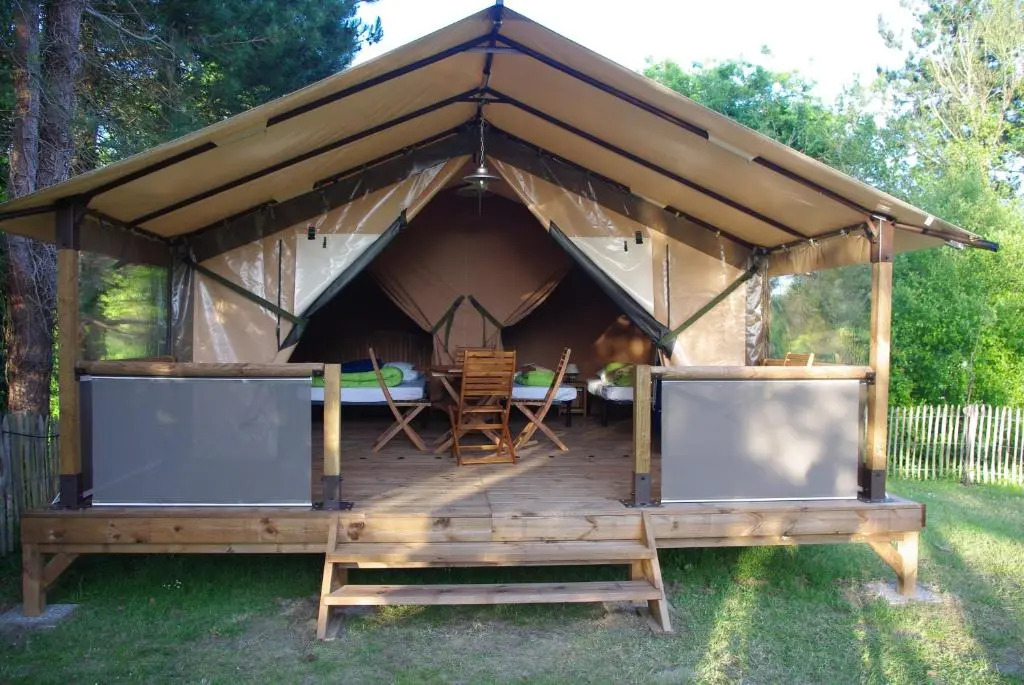 Camping Le Domaine Des Jonquilles
