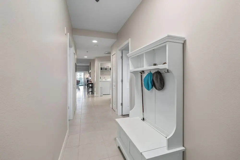 Sunny 3BR Condo Steps to Beach Pool NSB FL