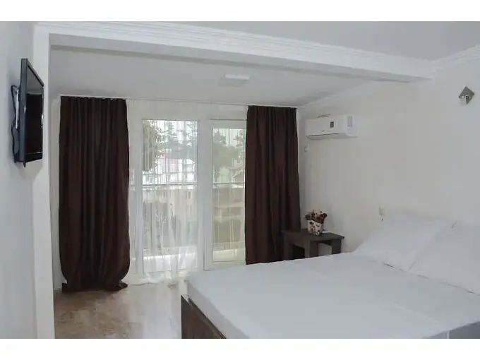 Hotel Crown