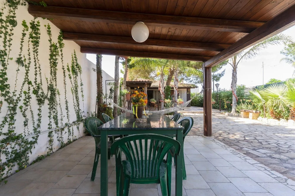2439 Villa Maresole by Barbarhouse